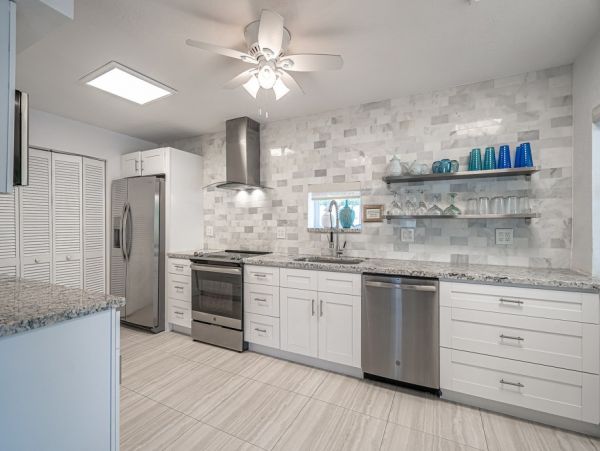 Hollywood Home 965861