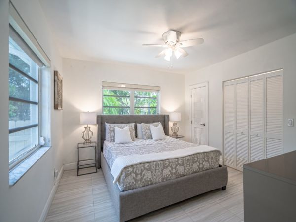 Hollywood Home 965861