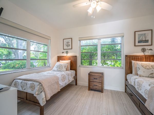 Hollywood Home 965861