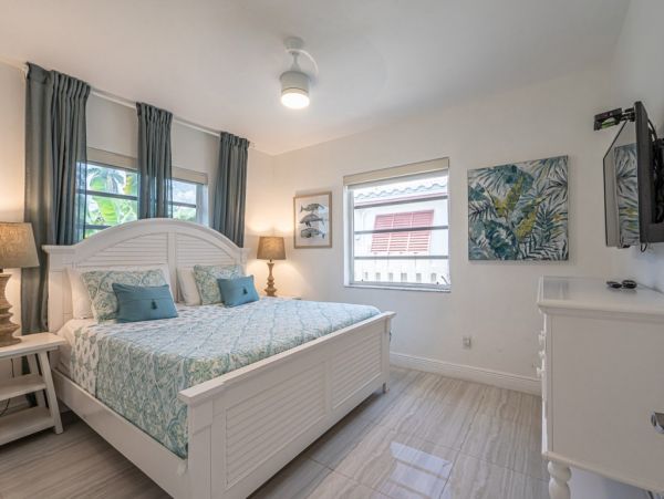 Hollywood Home 965861