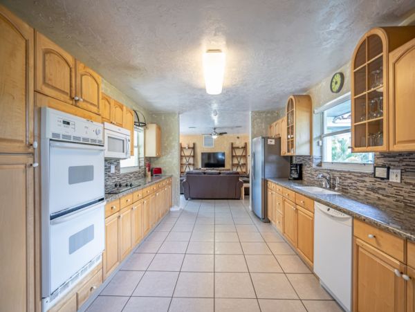 Hollywood Home 965862