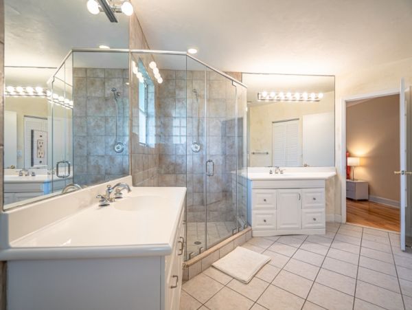 Hollywood Home 965862