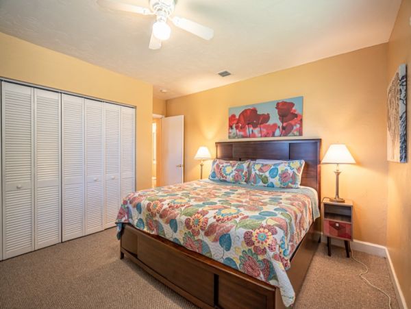 Hollywood Home 965862