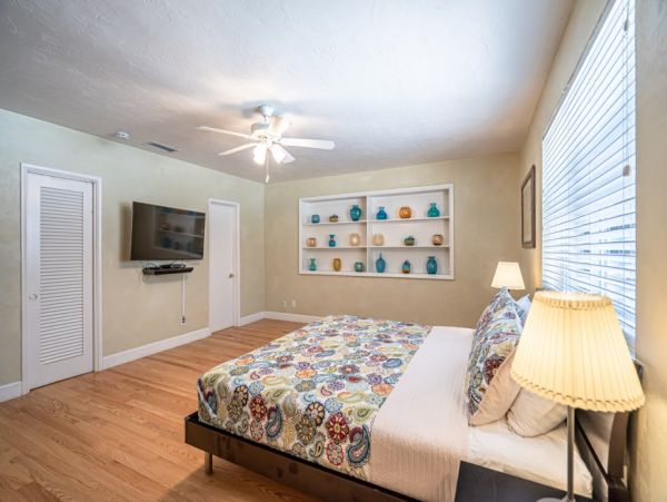 Hollywood Home 965862