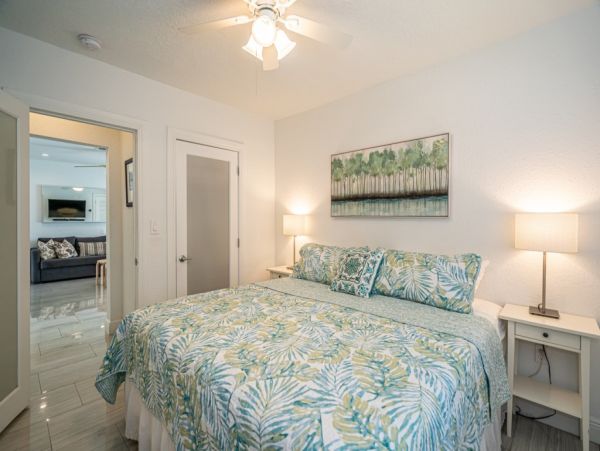 Hollywood Home 965864