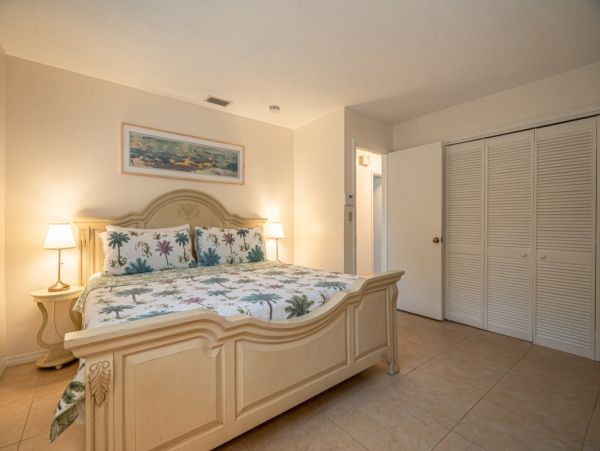 Hollywood Home 965867