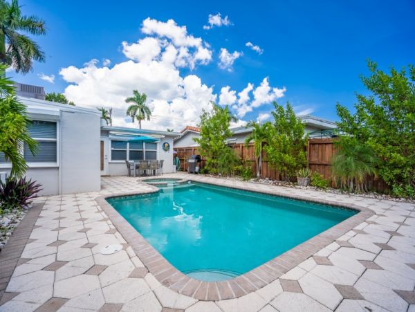 Hollywood Home 965867