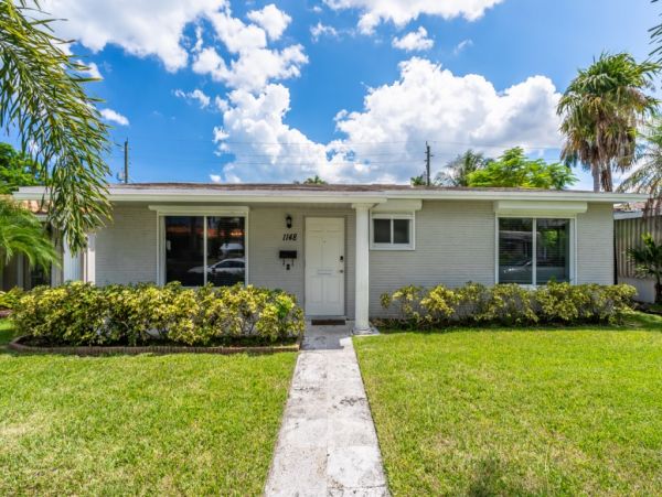 Hollywood Home 965867