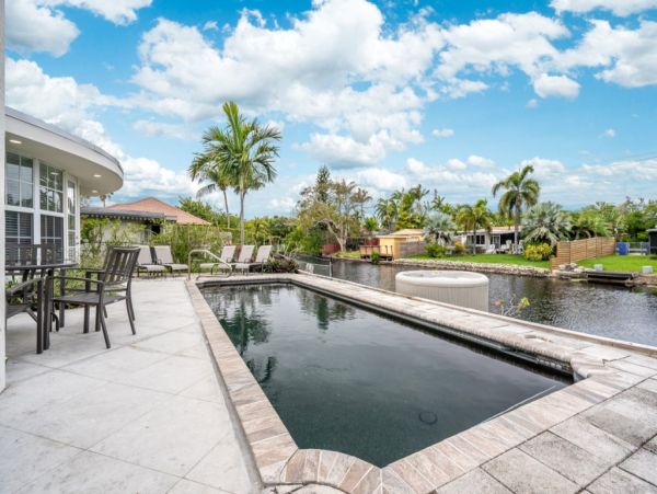 Hollywood Vacation Home Three Bedrooms Private Pool