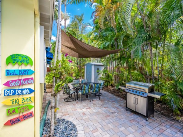Hollywood Home 965869