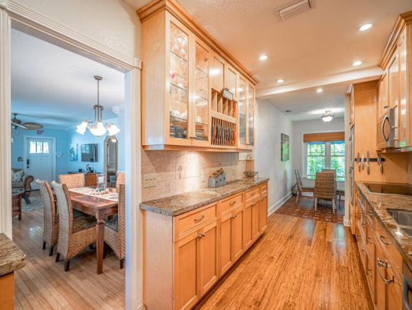 Hollywood Home 965869