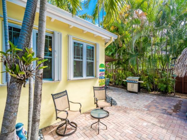 Hollywood Home 965869