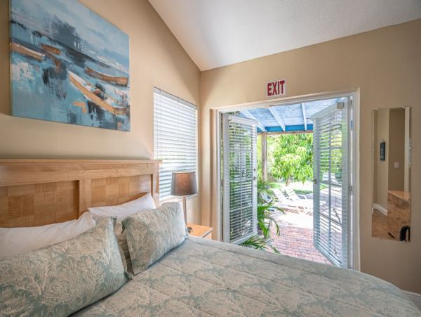 Hollywood Home 965870