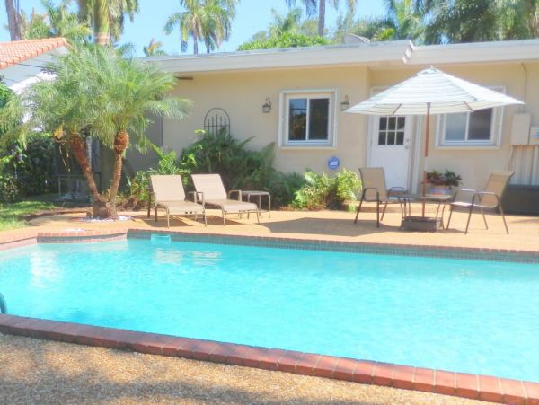 Hollywood Home 965871