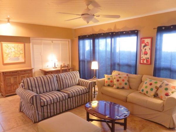 Hollywood Home 965871