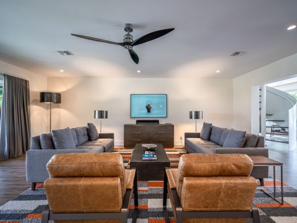 Hollywood Home 965872