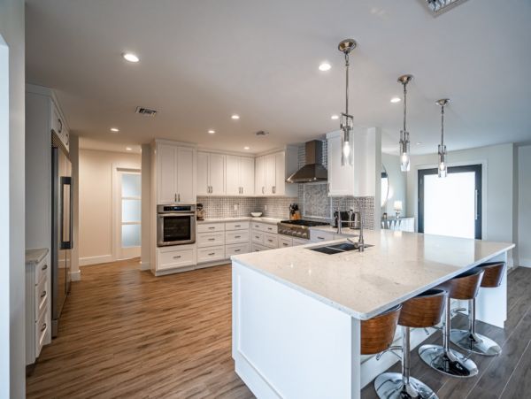 Hollywood Home 965872