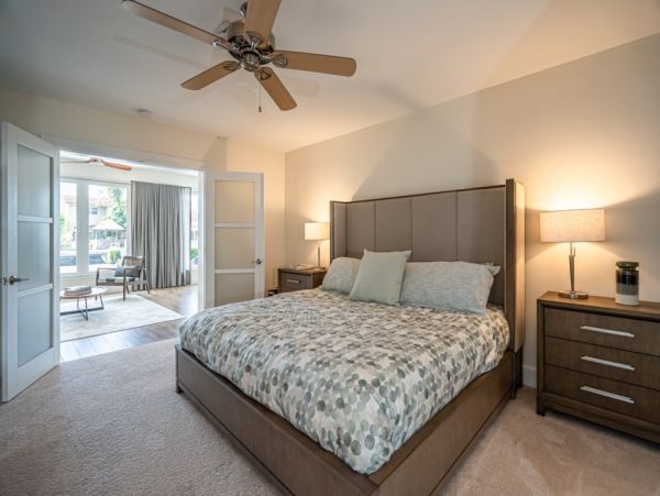Hollywood Home 965872