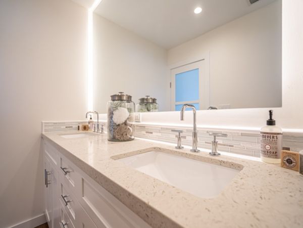 Hollywood Home 965872