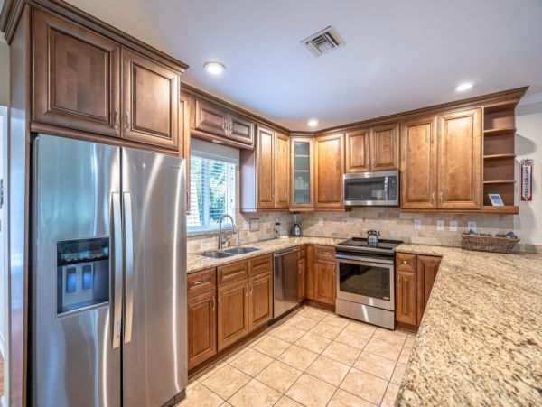 Hollywood Home 965878
