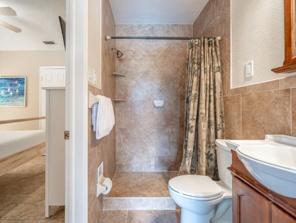 Hollywood Home 965882