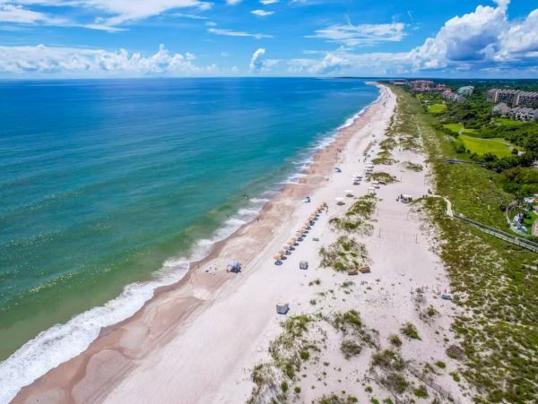 Walk to the Beach Two Bedroom Vacation Rental on Amelia Island