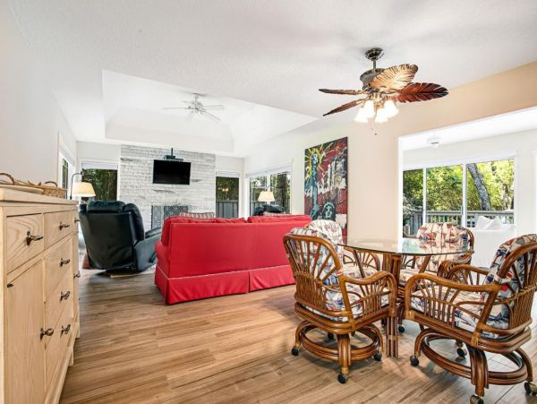 Fernandina Beach Gorgeous Five Bedroom Vacation Home