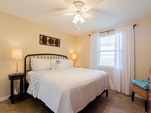 Water View Naples Private Pool Vacation Cottage Sleeps 6