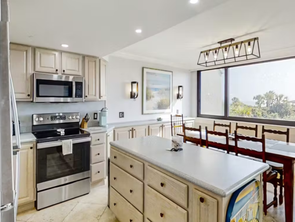 4 BD Condo Fernandina Beach