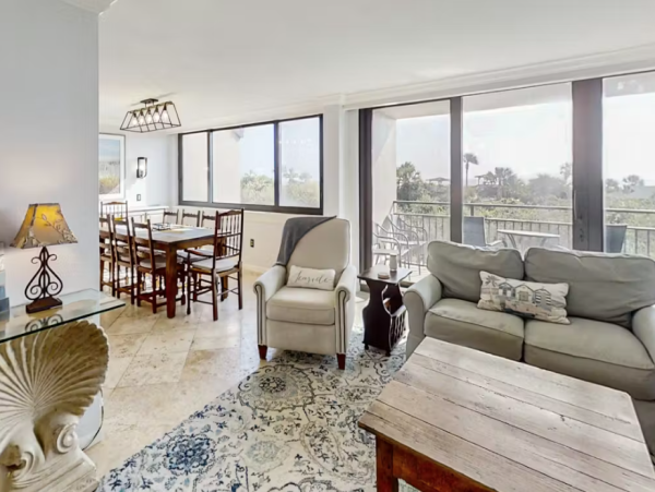 4 BD Condo Fernandina Beach