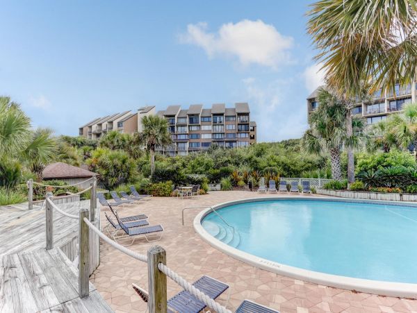 4 BD Condo Fernandina Beach