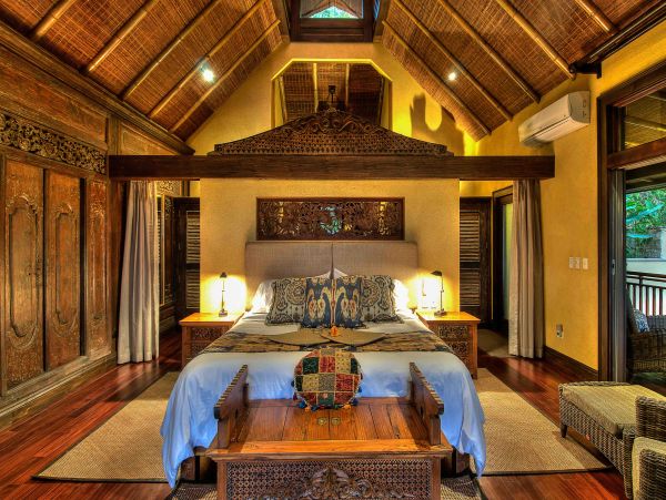 Stunning Luxury Villa with Private Pool & Spa Sleeps 8