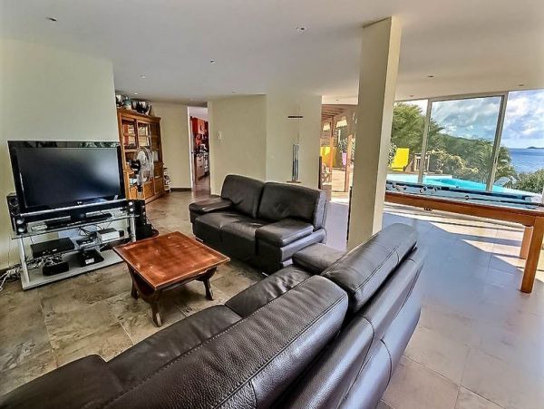 Magnificent Sea View 5 Bedrooms Vacation Home in Guadeloupe
