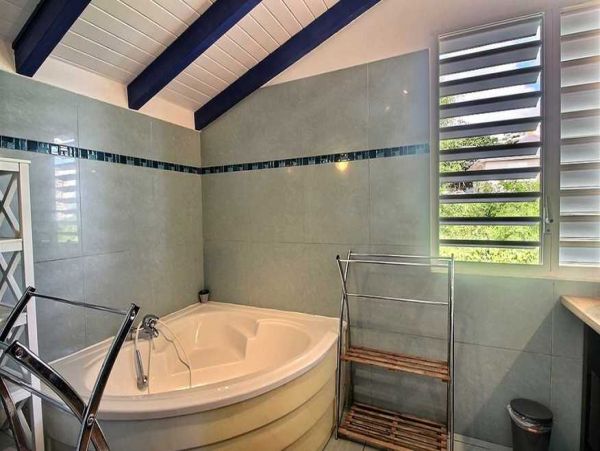 Guadeloupe Home 966126