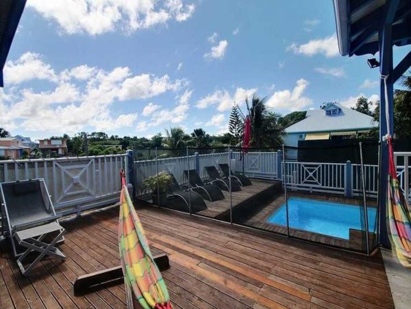 Guadeloupe Home 966126