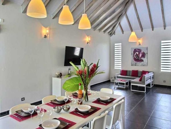 Guadeloupe Home 966128