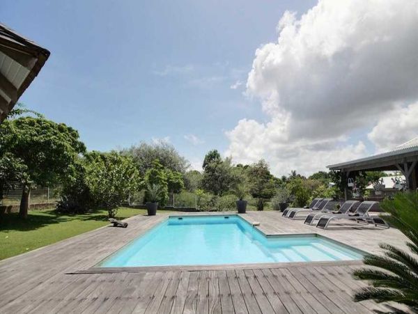 Guadeloupe Home 966128