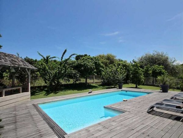Guadeloupe Home 966128