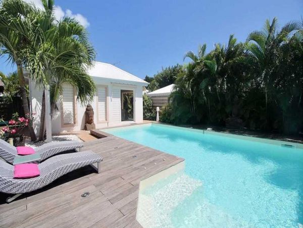 Guadeloupe Home 966129