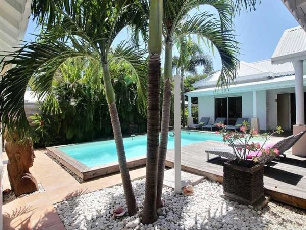 Guadeloupe Home 966129