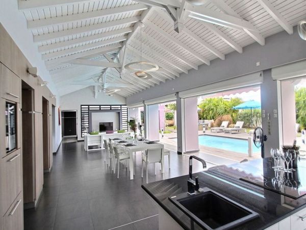 Guadeloupe Home 966131