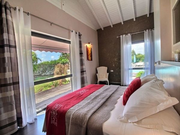 Guadeloupe Home 966131
