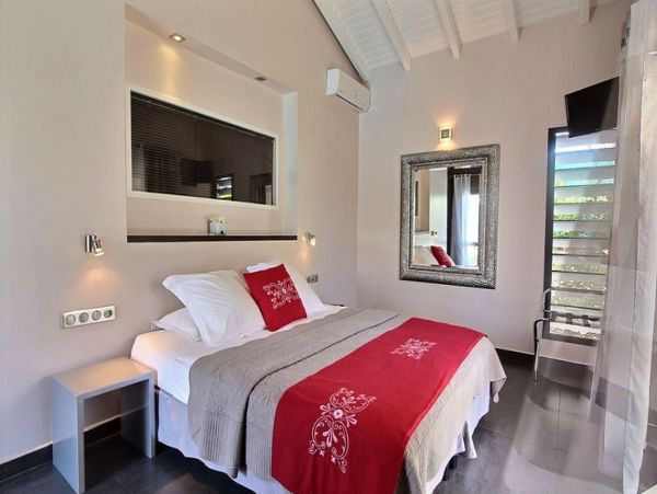 Guadeloupe Home 966132