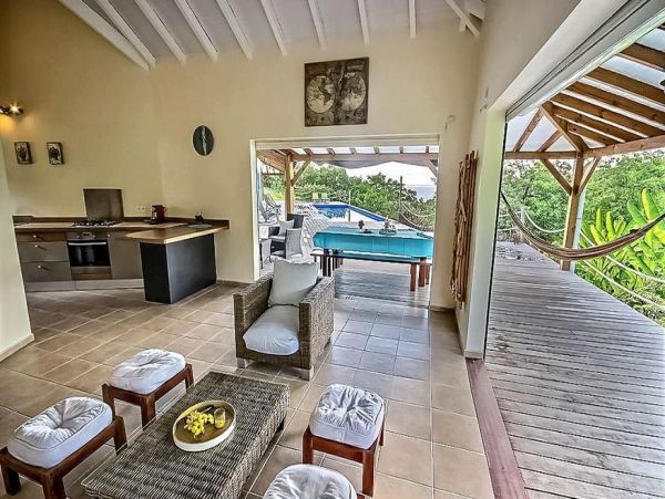 Guadeloupe Home 966133