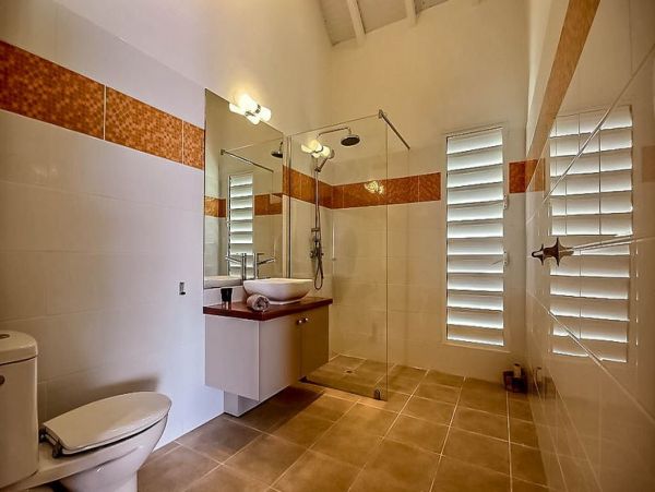 Guadeloupe Home 966133