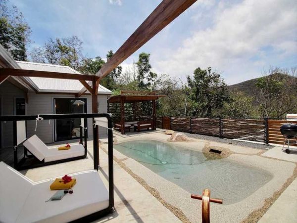 Guadeloupe Home 966134