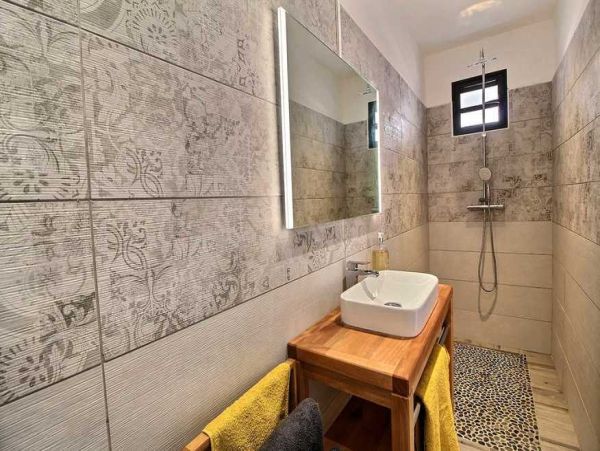Guadeloupe Home 966134