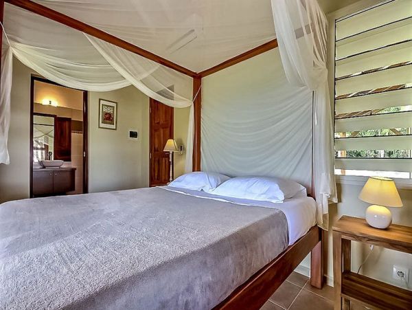 Guadeloupe Home 966135