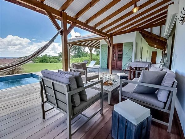 Guadeloupe Home 966135