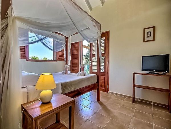 Guadeloupe Home 966135
